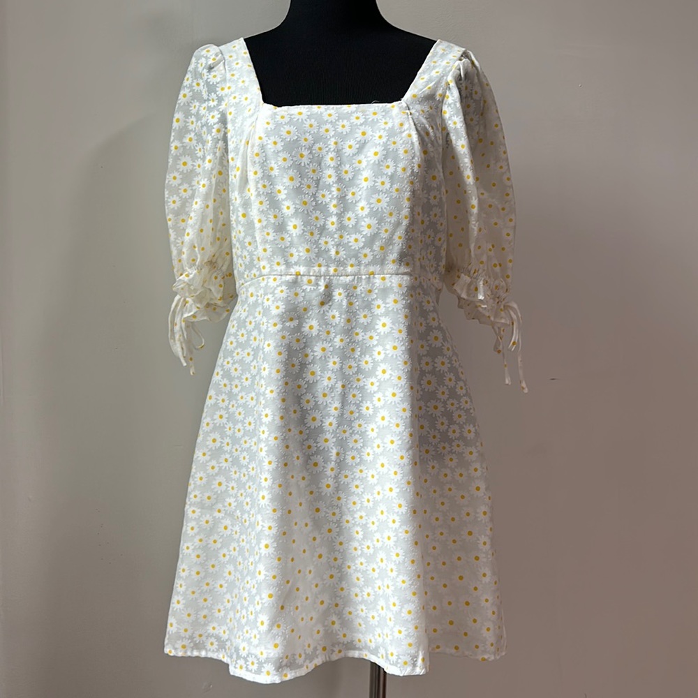 White Daisy Flower Layered A-Line Dress